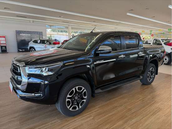 TOYOTA-HILUX-2.8 D-4D TURBO DIESEL CD SRX LIMITED 4X4 AUTOMÁTICO TOYOTA-HILUX-2022