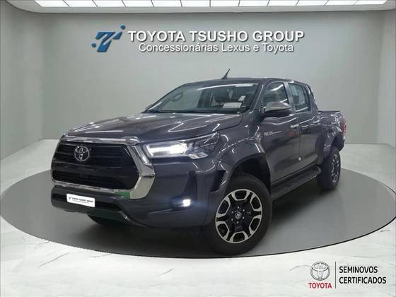 TOYOTA HILUX 2.8 D-4D TURBO DIESEL CD SRX PLUS 4X4 AUTOMÁTICO