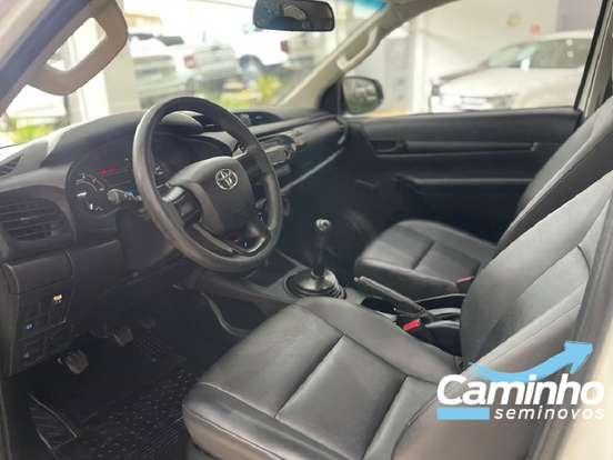 TOYOTA-HILUX-2024