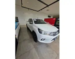 TOYOTA HILUX 2.8 SRV 4X4 CD 16V DIESEL 4P AUTOMÁTICO TOYOTA HILUX 2.8 SRV 4X4 CD 16V DIESEL 4P AUTOMÁTICO