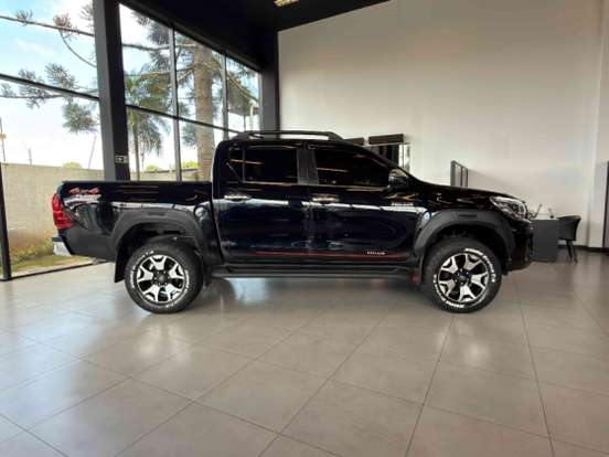 TOYOTA-HILUX-2.8 SRX 4X4 CD 16V DIESEL 4P AUTOMÁTICO TOYOTA-HILUX-2018