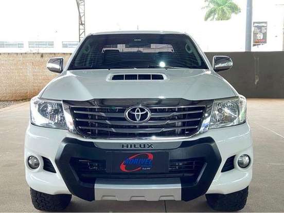TOYOTA-HILUX-3.0 SRV 4X4 CD 16V TURBO INTERCOOLER DIESEL 4P AUTOMÁTICO TOYOTA-HILUX-2014