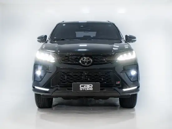 TOYOTA-HILUX SW4-2.8 D-4D TURBO DIESEL GR-S 7L 4X4 AUTOMÁTICO TOYOTA-HILUX SW4-2022