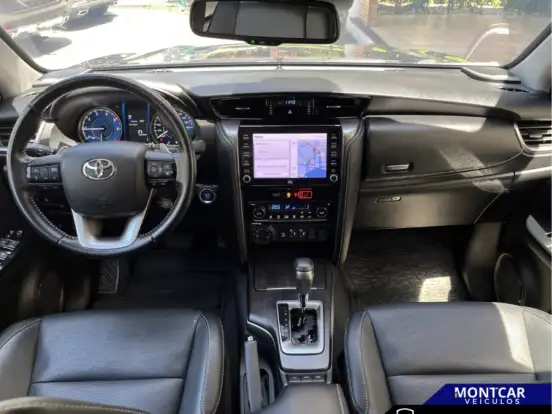 TOYOTA-HILUX SW4-2.8 D-4D TURBO DIESEL SRX 7L 4X4 AUTOMÁTICO TOYOTA-HILUX SW4-2021