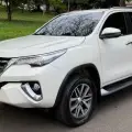 TOYOTA HILUX SW4 2.8 SRX 4X4 7 LUGARES 16V TURBO INTERCOOLER DIESEL 4P AUTOMÁTICO TOYOTA HILUX SW4 2.8 SRX 4X4 7 LUGARES 16V TURBO INTERCOOLER DIESEL 4P AUTOMÁTICO