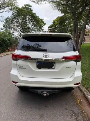 TOYOTA-HILUX SW4-2019