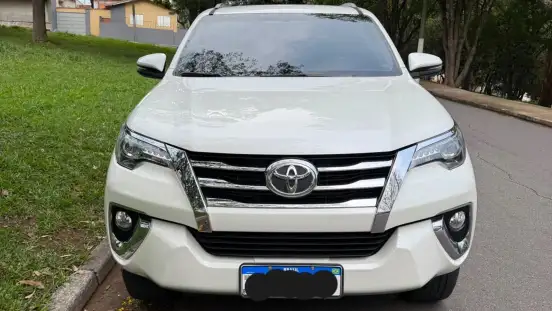 TOYOTA-HILUX SW4-2019