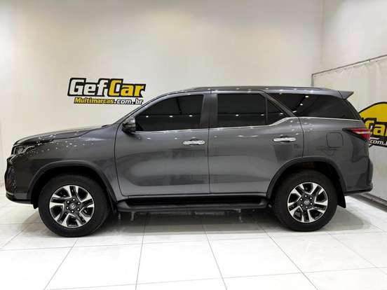 TOYOTA-HILUX SW4-2021