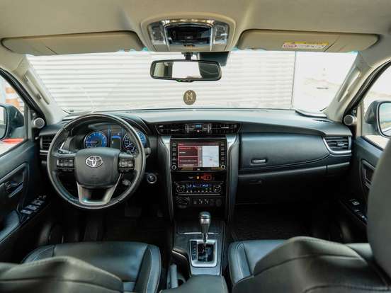 TOYOTA-HILUX SW4-2021
