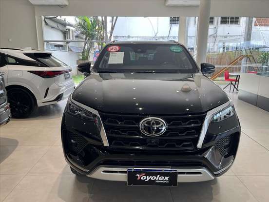 TOYOTA-HILUX SW4-2.8 D-4D TURBO DIESEL SRX 7L 4X4 AUTOMÁTICO TOYOTA-HILUX SW4-2022