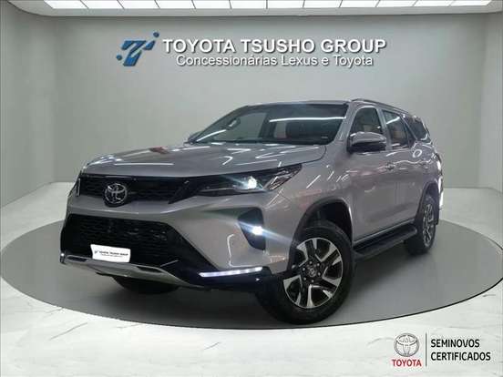 TOYOTA-HILUX SW4-2.8 D-4D TURBO DIESEL SRX PLATINUM 7L 4X4 AUTOMÁTICO TOYOTA-HILUX SW4-2026