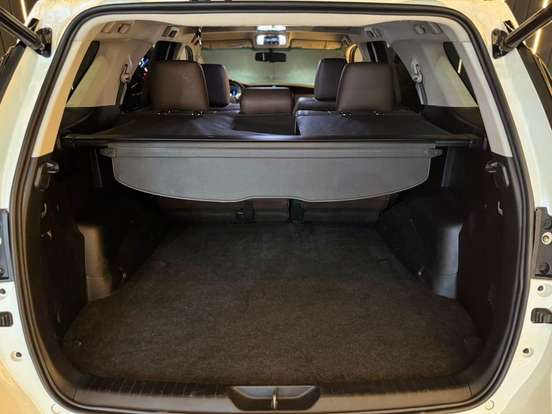 TOYOTA-HILUX SW4-2017