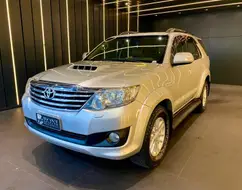 TOYOTA HILUX SW4 3.0 SRV 4X4 16V TURBO INTERCOOLER DIESEL 4P AUTOMÁTICO TOYOTA HILUX SW4 3.0 SRV 4X4 16V TURBO INTERCOOLER DIESEL 4P AUTOMÁTICO