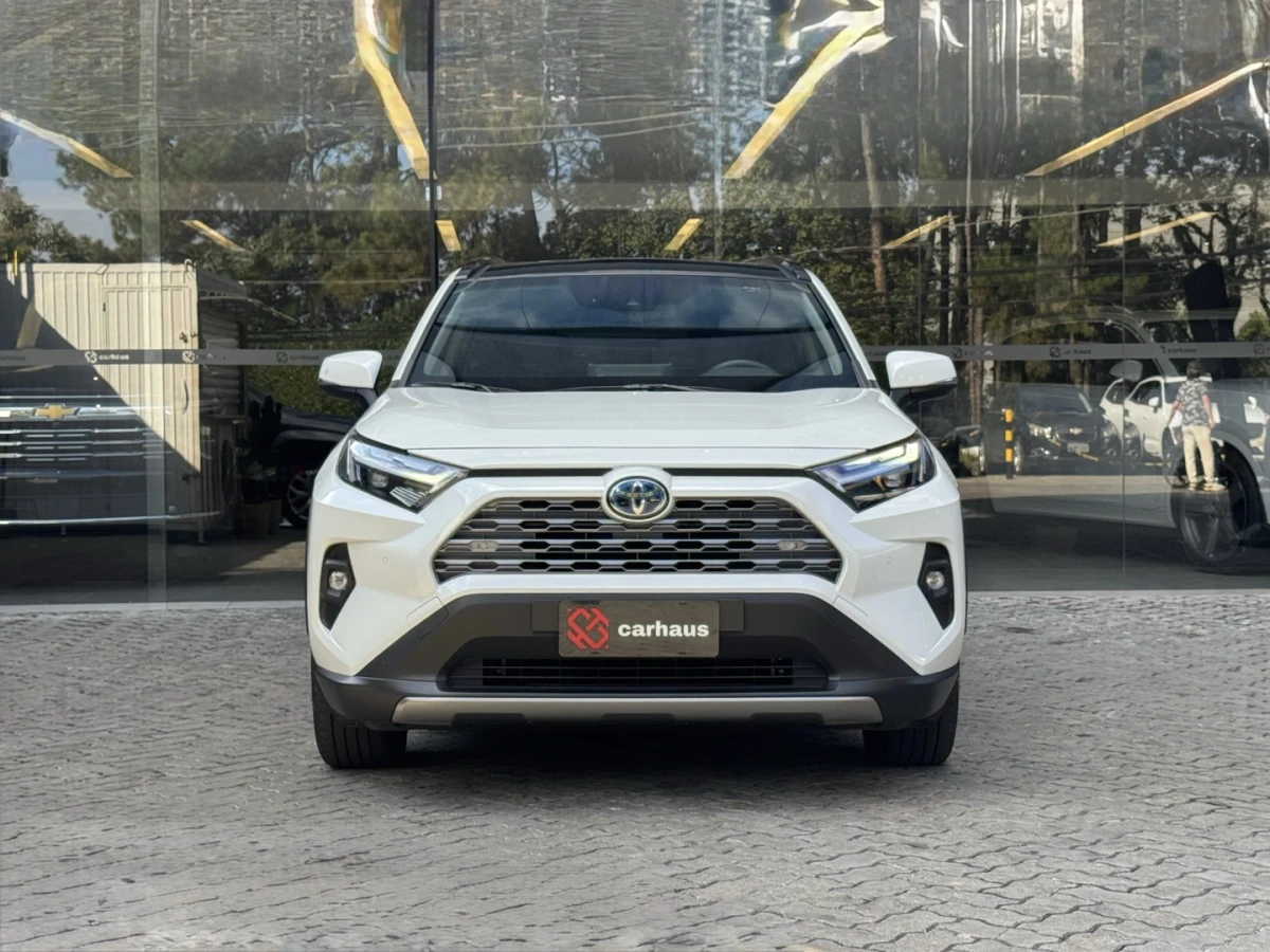 Toyota RAV4 — foto 2