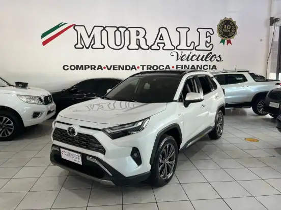 TOYOTA-RAV4-2025