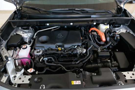 TOYOTA-RAV4-2025
