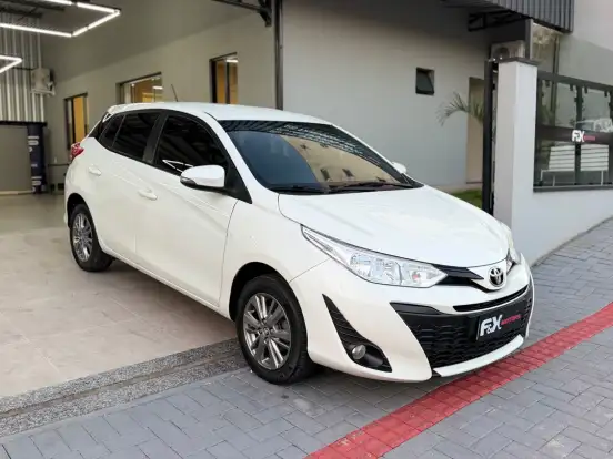 TOYOTA-YARIS-1.3 16V FLEX XL PLUS TECH MULTIDRIVE TOYOTA-YARIS-2018