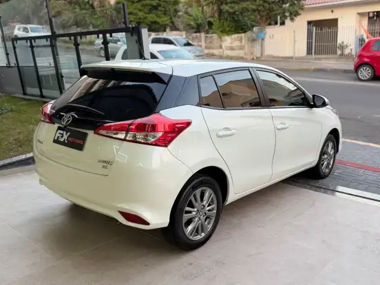TOYOTA-YARIS-1.3 16V FLEX XL PLUS TECH MULTIDRIVE TOYOTA-YARIS-2018