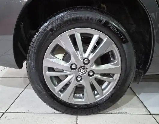 TOYOTA-YARIS-1.5 16V FLEX SEDAN XL PLUS CONNECT MULTIDRIVE TOYOTA-YARIS-2021