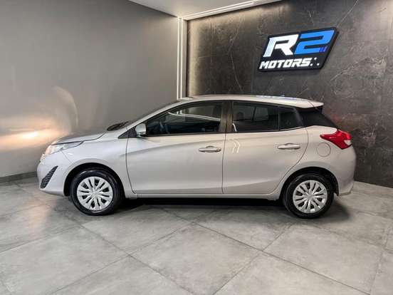 TOYOTA-YARIS-2020