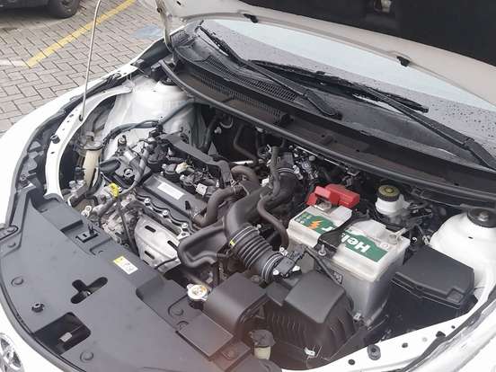 TOYOTA-YARIS-2021