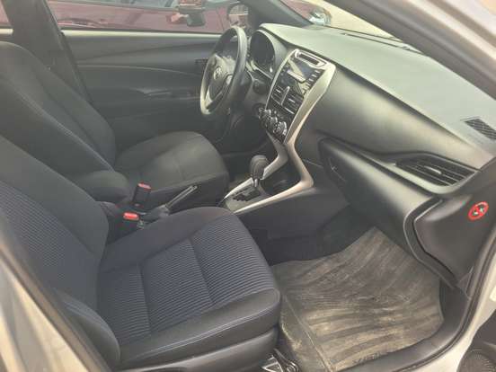 TOYOTA-YARIS-1.3 16V FLEX XL MULTIDRIVE TOYOTA-YARIS-2019
