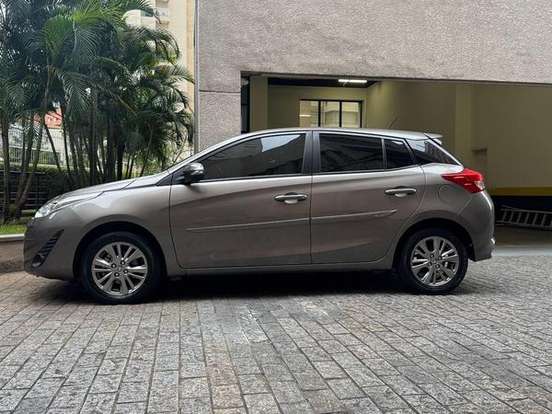 TOYOTA-YARIS-1.3 16V FLEX XL PLUS TECH MULTIDRIVE TOYOTA-YARIS-2019