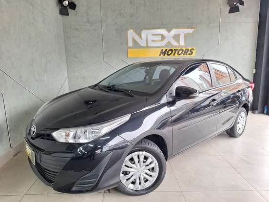 TOYOTA-YARIS-2019