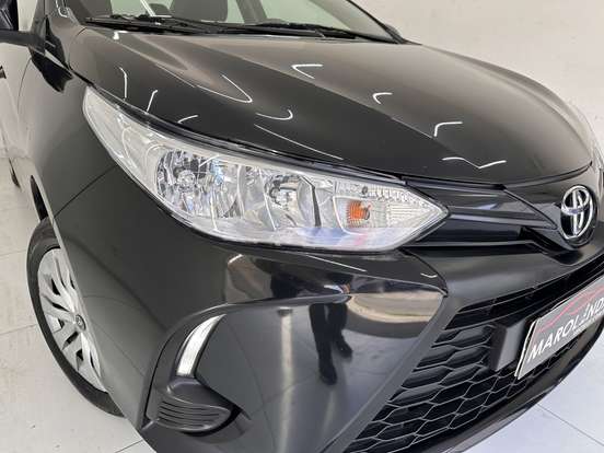 TOYOTA-YARIS-2024