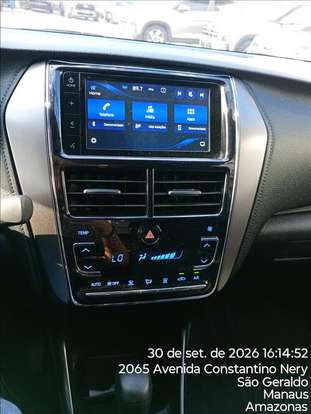 TOYOTA-YARIS-2023