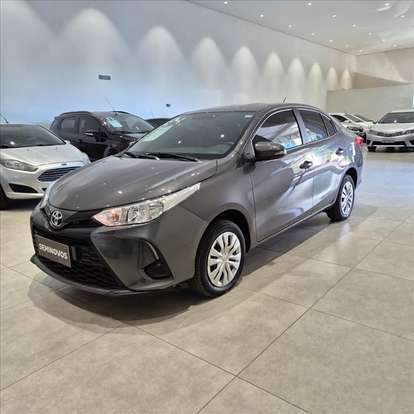 TOYOTA-YARIS-2024