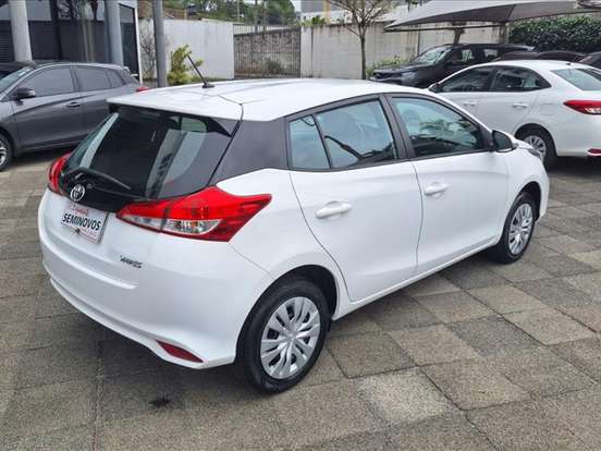 TOYOTA-YARIS-1.5 16V FLEX XL MULTIDRIVE TOYOTA-YARIS-2023