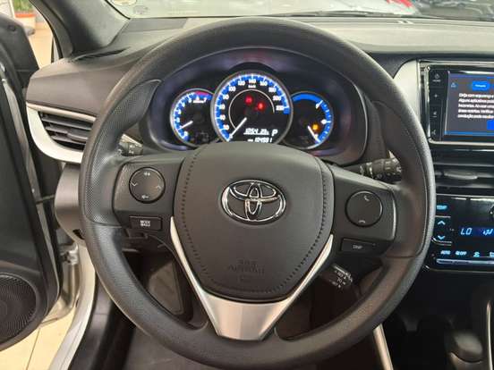 TOYOTA-YARIS-1.5 16V FLEX XL PLUS CONNECT MULTIDRIVE TOYOTA-YARIS-2021