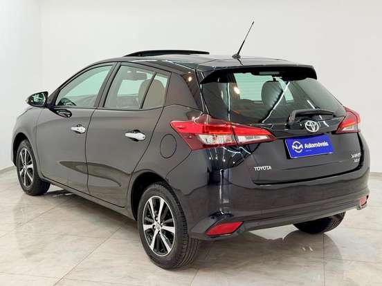 TOYOTA-YARIS-1.5 16V FLEX XLS MULTIDRIVE TOYOTA-YARIS-2018