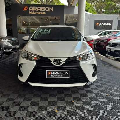 TOYOTA-YARIS-2024