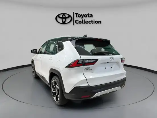 TOYOTA-YARIS CROSS-2026