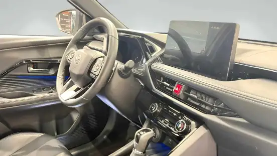 TOYOTA-YARIS CROSS-2026