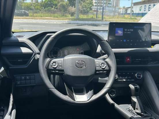 TOYOTA-YARIS CROSS-2026