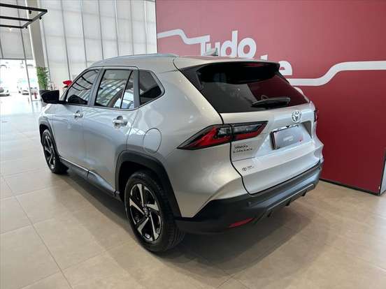 TOYOTA-YARIS CROSS-2026