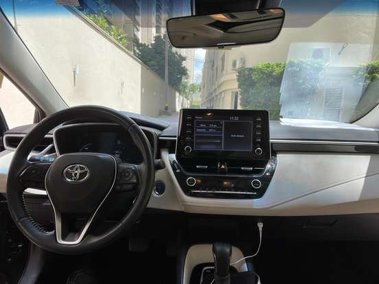 TOYOTA-COROLLA-2021