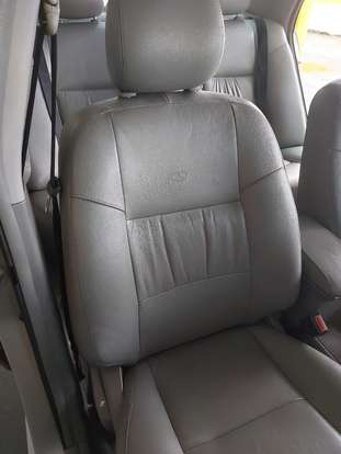 TOYOTA-COROLLA-2004