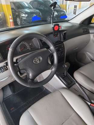 TOYOTA-COROLLA-2004
