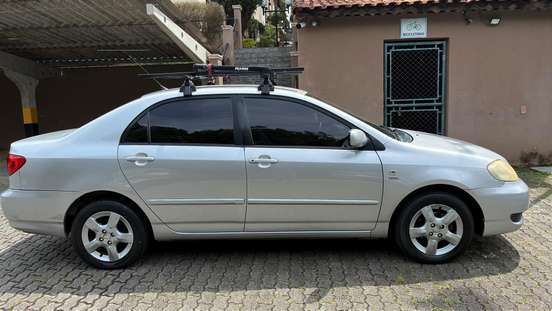 TOYOTA-COROLLA-2006