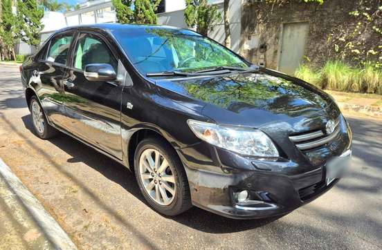 TOYOTA-COROLLA-2010
