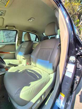 TOYOTA-COROLLA-2010