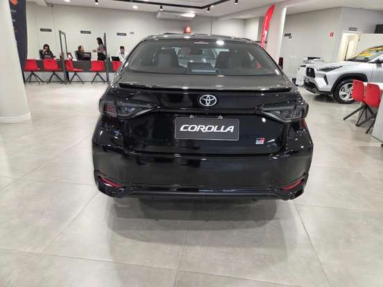 TOYOTA-COROLLA-2026