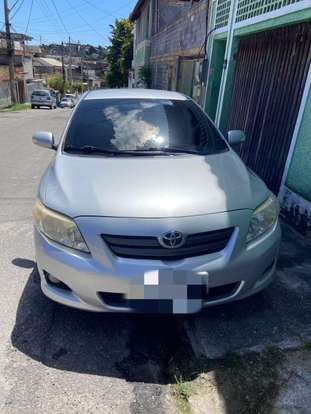 TOYOTA-COROLLA-2011