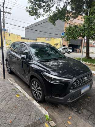 TOYOTA-COROLLA CROSS-2021