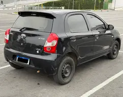 TOYOTA ETIOS 1.3 XS 16V FLEX 4P MANUAL TOYOTA ETIOS 1.3 XS 16V FLEX 4P MANUAL