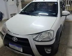 TOYOTA ETIOS 1.5 PLATINUM 16V FLEX 4P MANUAL TOYOTA ETIOS 1.5 PLATINUM 16V FLEX 4P MANUAL